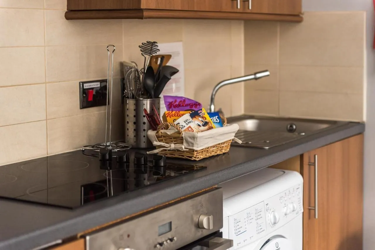 F&O Apartments - Vip Royal Mile 2 Bed Apartment - Sleeps 4 エディンバラ イギリス