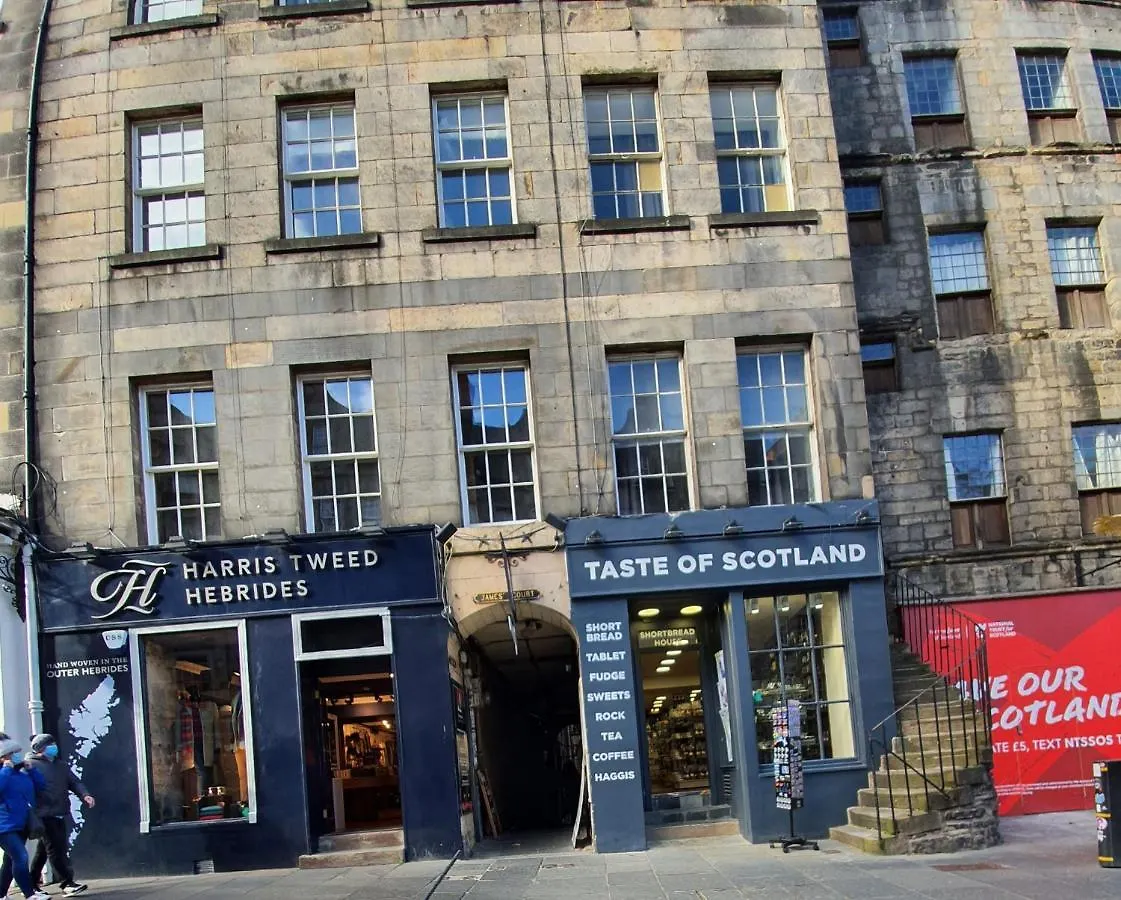 F&O Apartments - Vip Royal Mile 2 Bed Apartment - Sleeps 4 エディンバラ 0*,